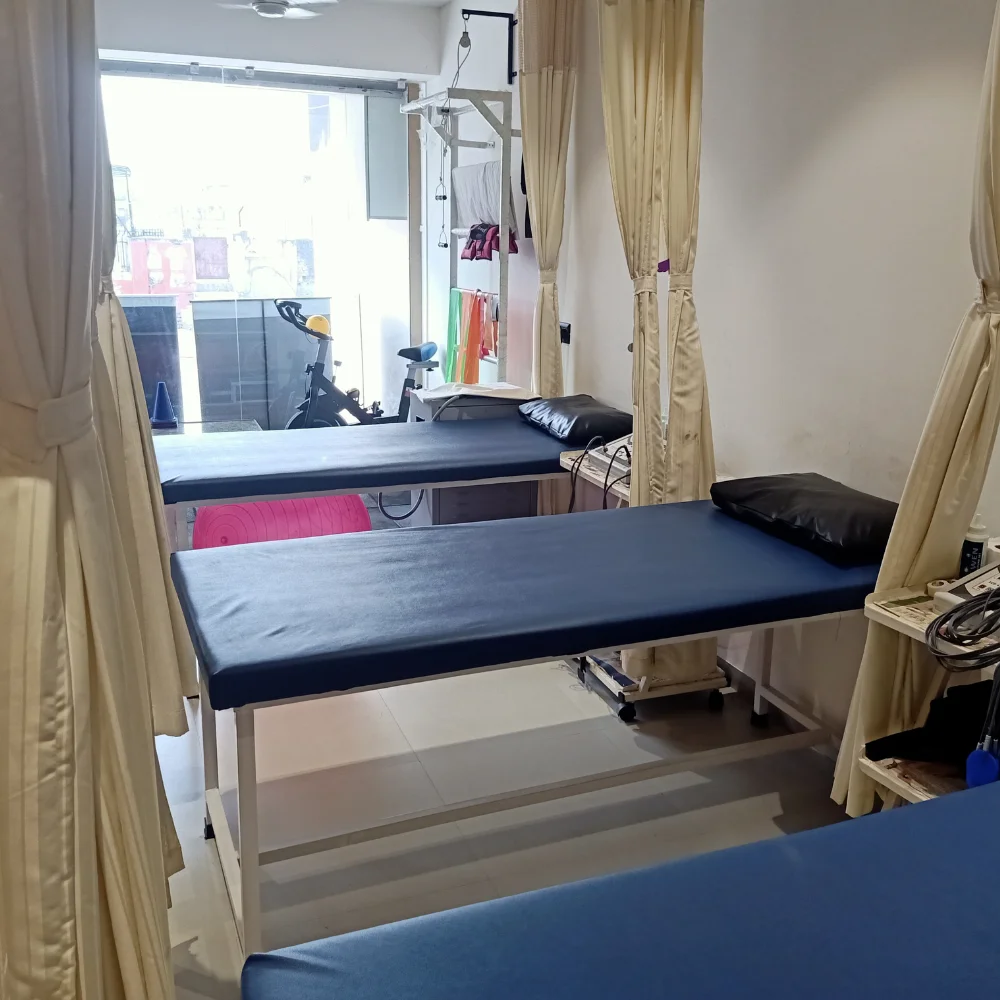 Complete Care Mehsana clinic facility photo 2