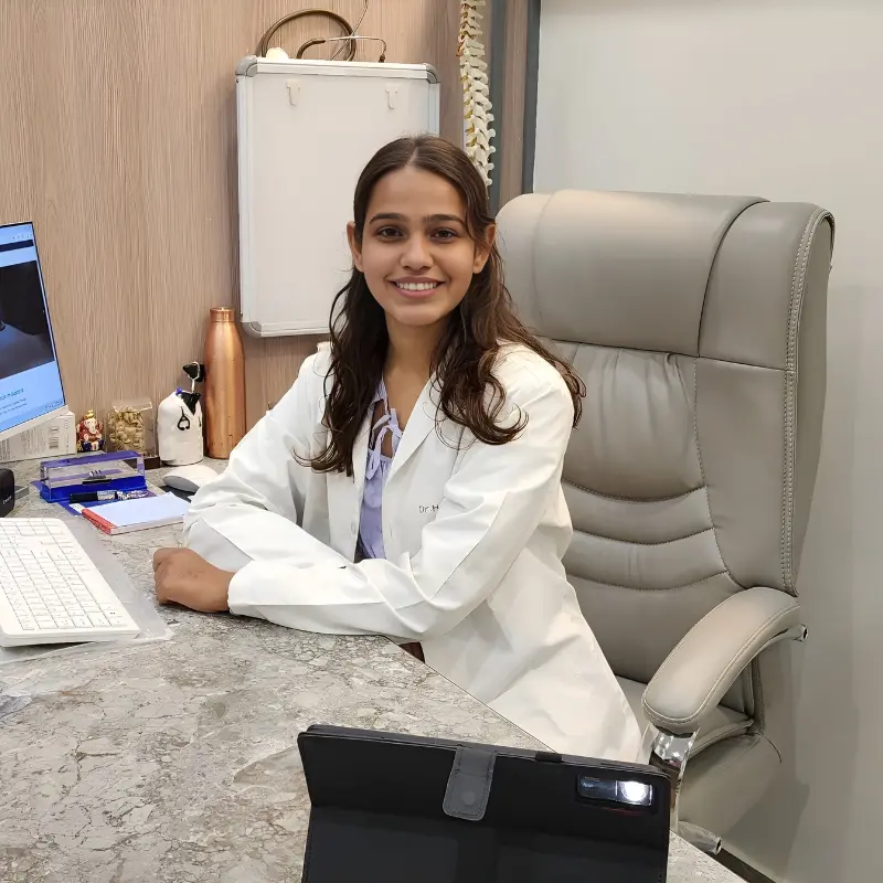Dr. Nirali Rathod ( PT & Fitness Trainer)